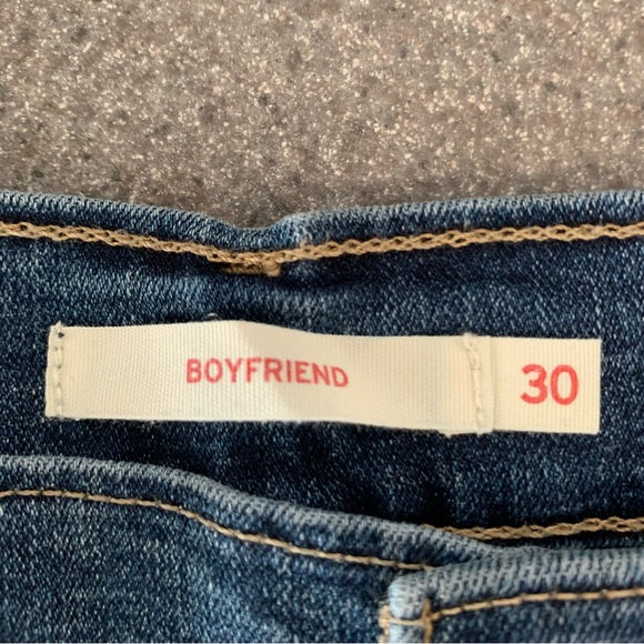 Levis Boyfriend Jeans Size 30 - Picture 4 of 7